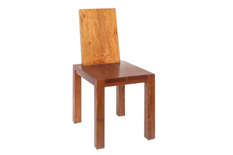 כסא אוכל מעץ טיק