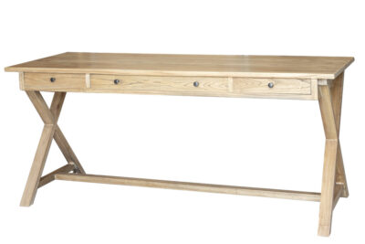 שולחן עבודה גדול מעץ