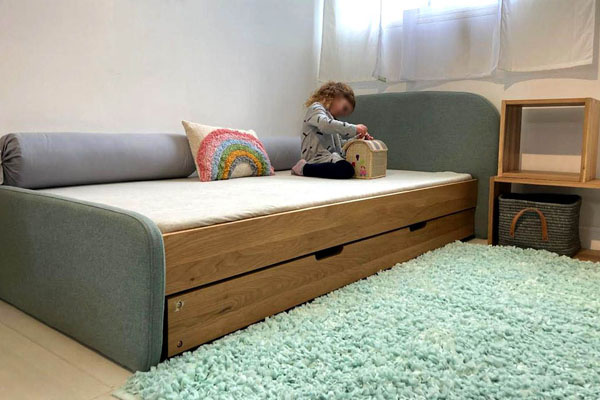 מיטת ילדים מעוצבת ראש מרופד